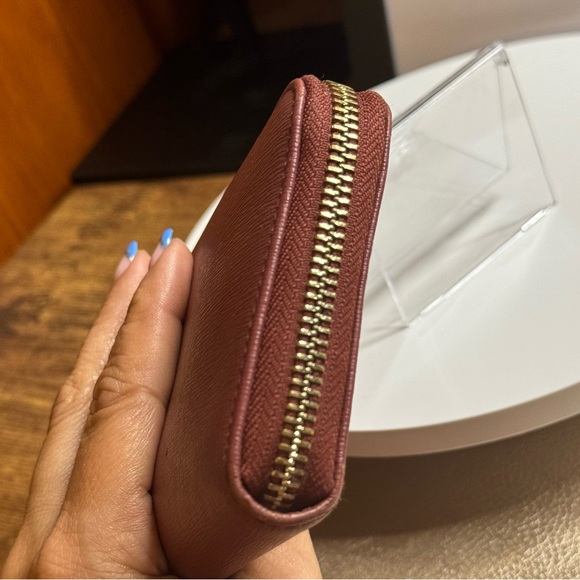 PRISTINE Vivienne Westwood Long Zip Round Wallet in Dusty Rose Saffiano - Picture 12 of 17